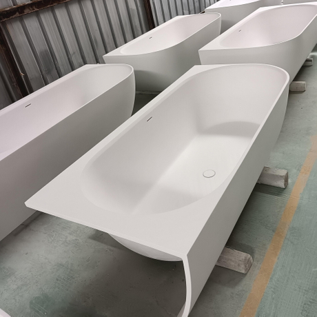 Baignoire &agrave; surface solide (1).jpg